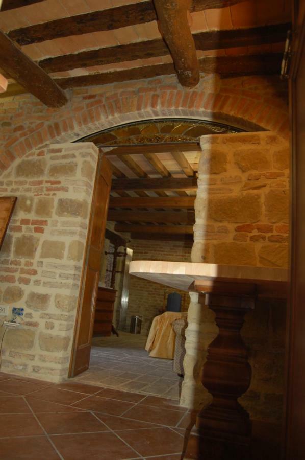 Il Poggio Villa Mombaroccio Exteriör bild